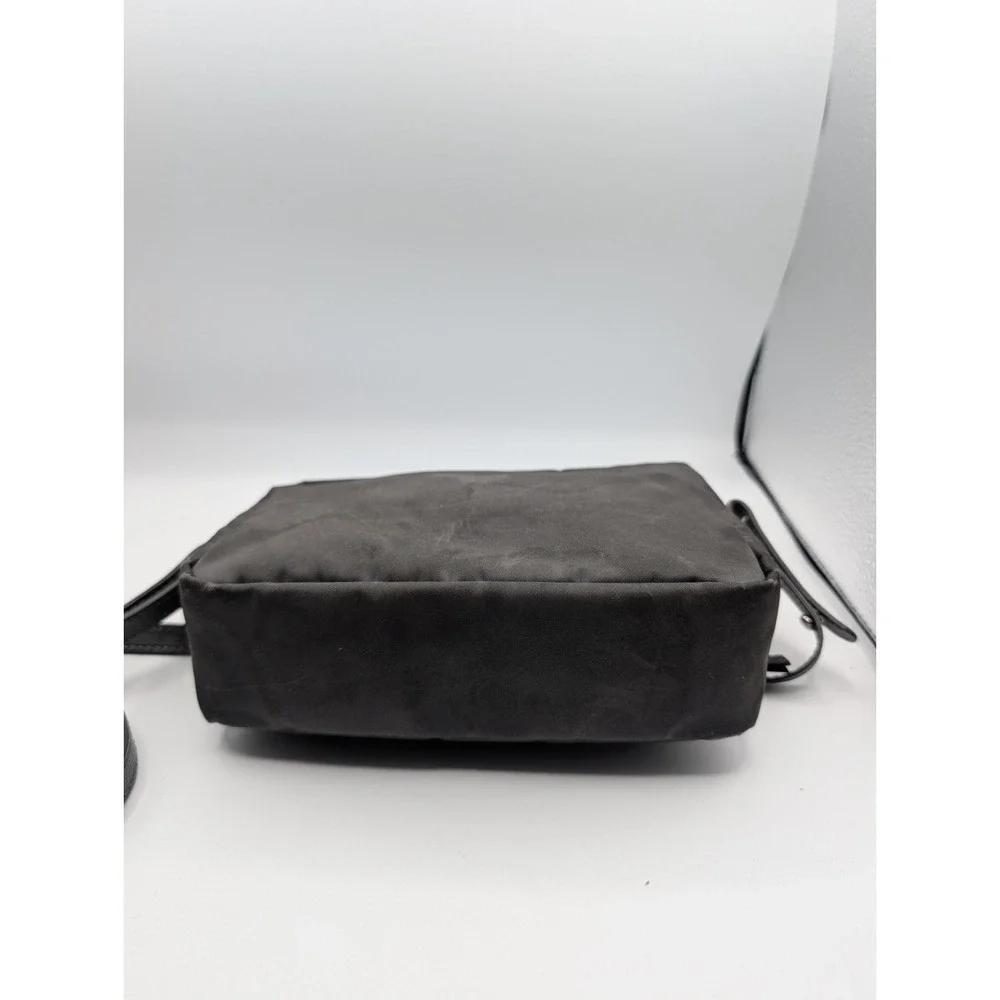 Longchamp Le Pliage Neo Camera Crossbody Bag Grey Nylon Leather French-Made